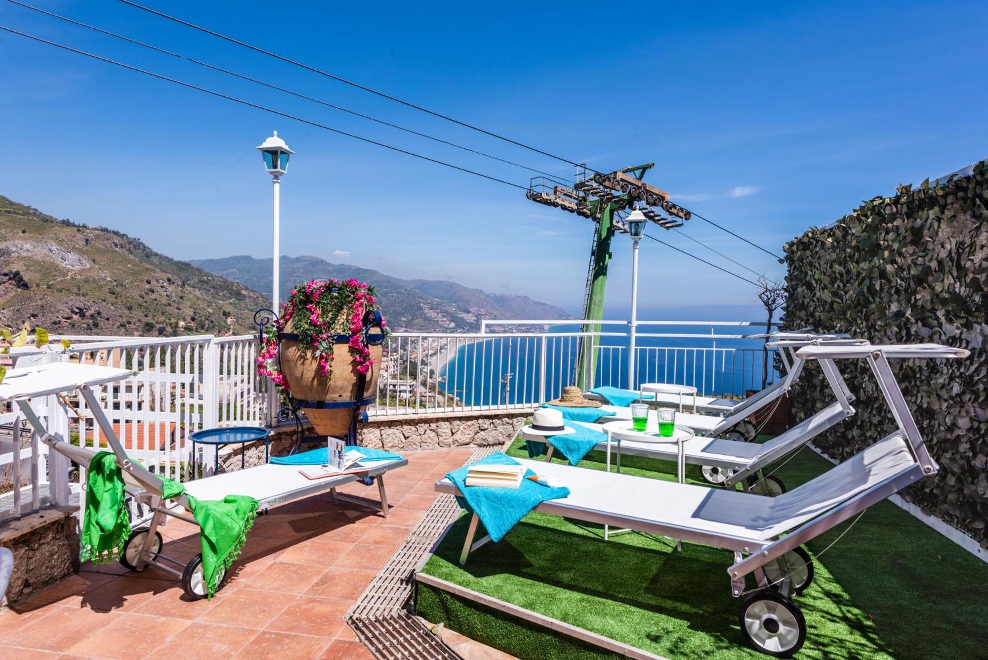 Dream View Suites Taormina Bagian luar foto