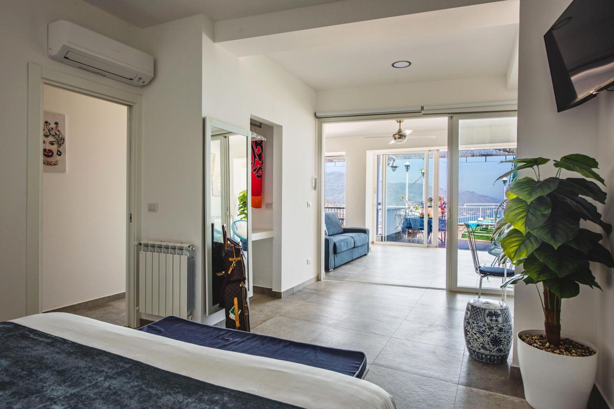 Dream View Suites Taormina Bagian luar foto