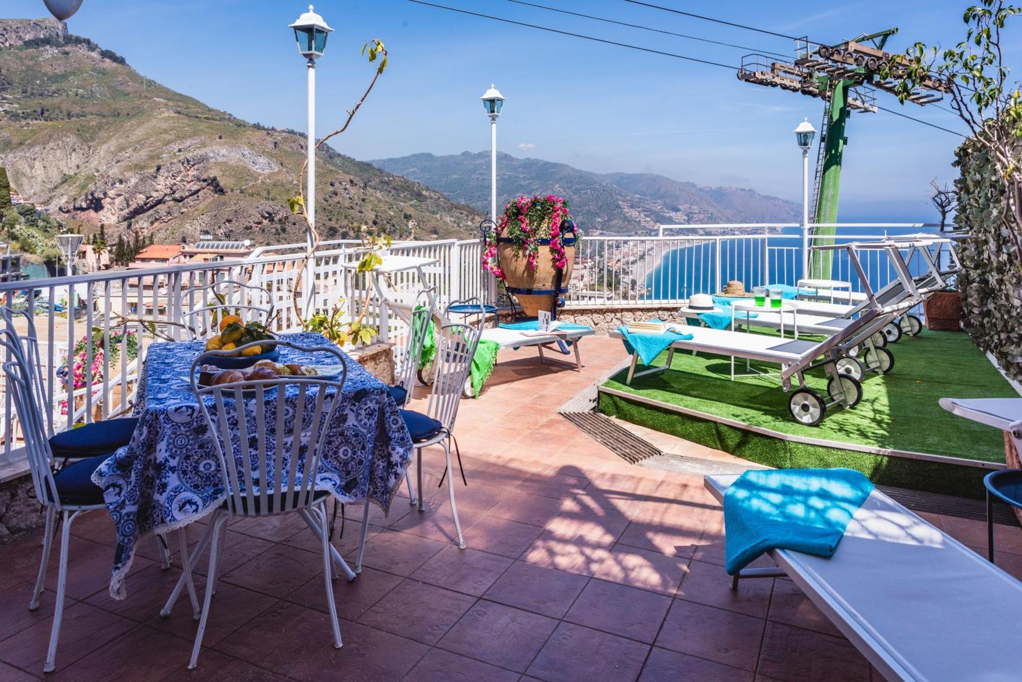 Dream View Suites Taormina Bagian luar foto