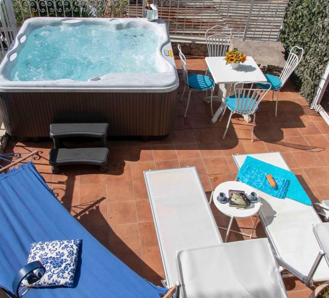 Dream View Suites Taormina Bagian luar foto