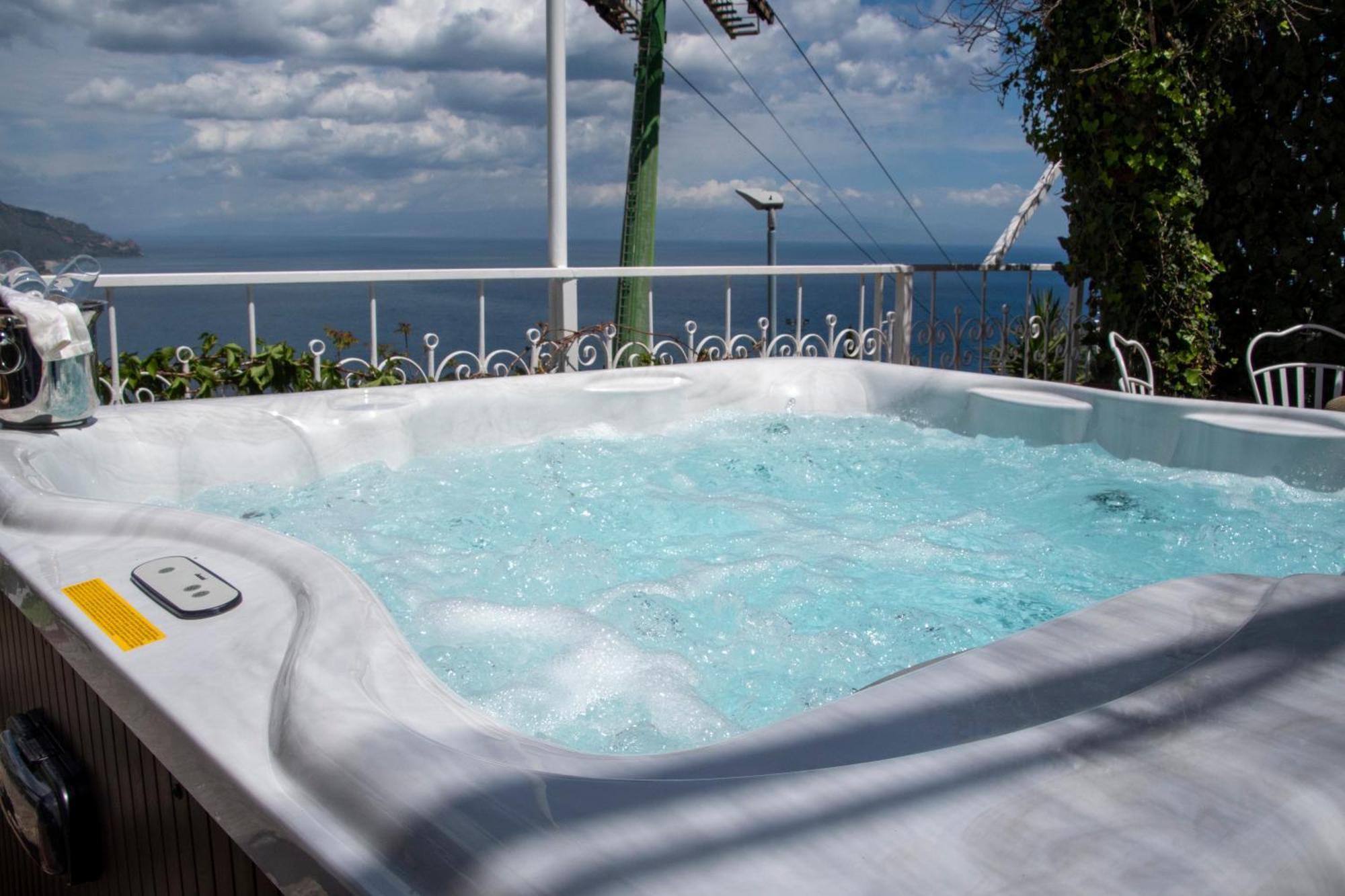 Dream View Suites Taormina Bagian luar foto